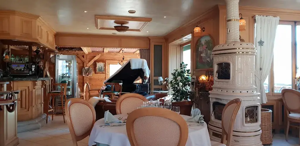 veronique croset_Mil9sens_Fillière_review