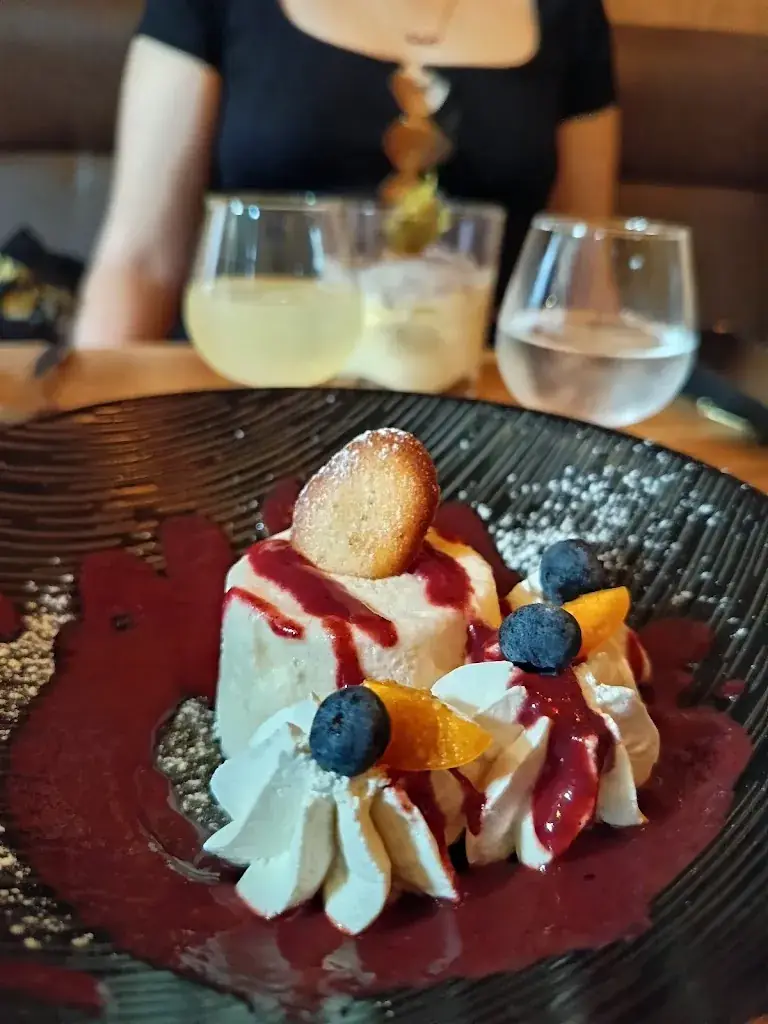 Esprit Latin_Aubière_slider_image_3