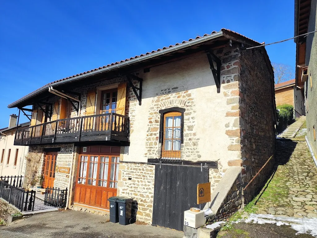 Aurélie Francoise_La Maison d'être_Saint-Just-en-Chevalet_avis