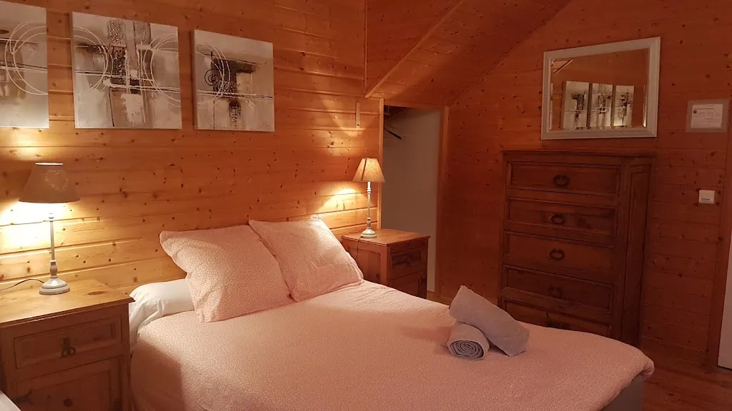 La Maison d'être_Saint-Just-en-Chevalet_slider_image_1