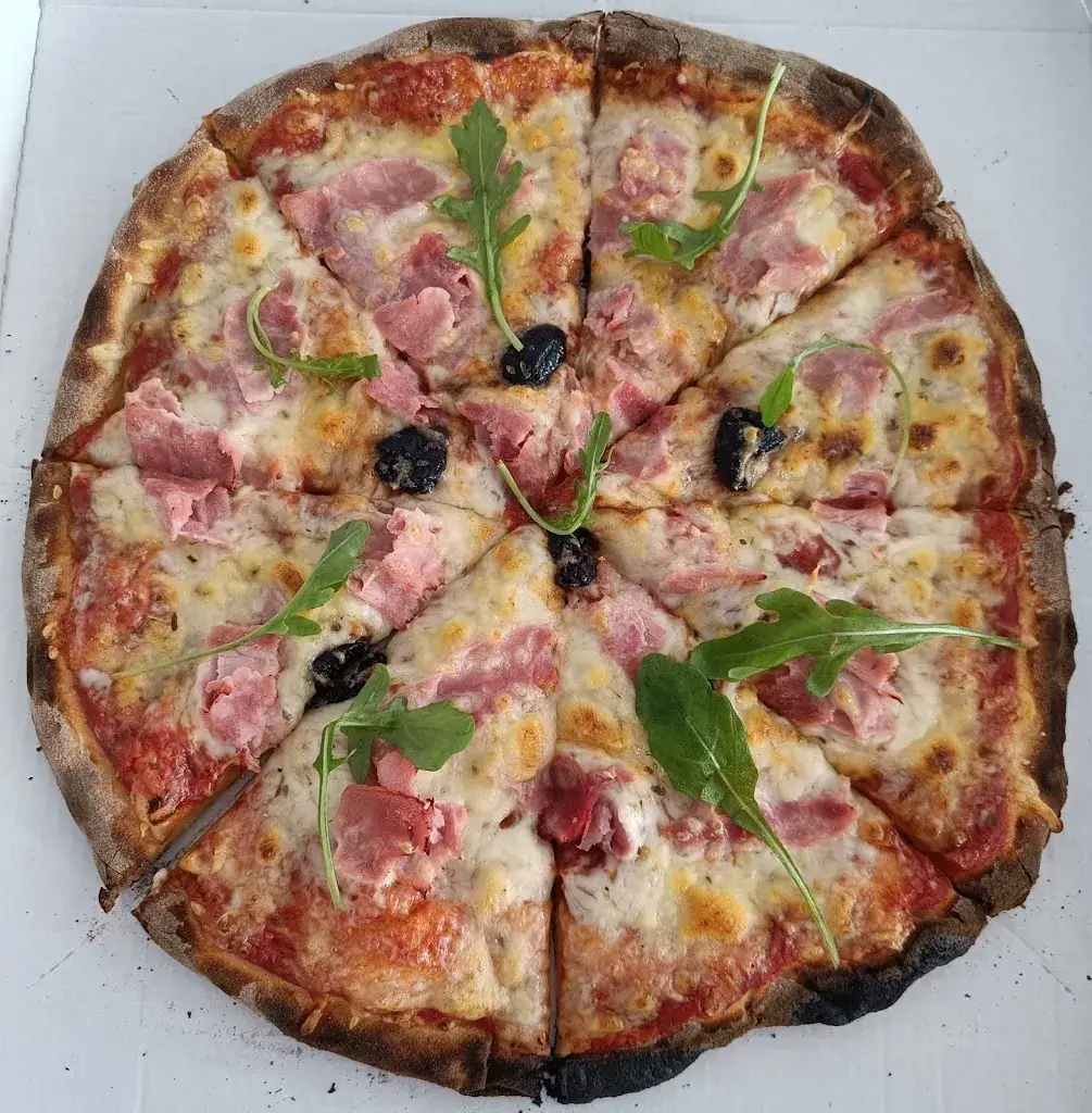 PEPE PIZZA_Saint-Martin-de-Valamas_slider_image_1