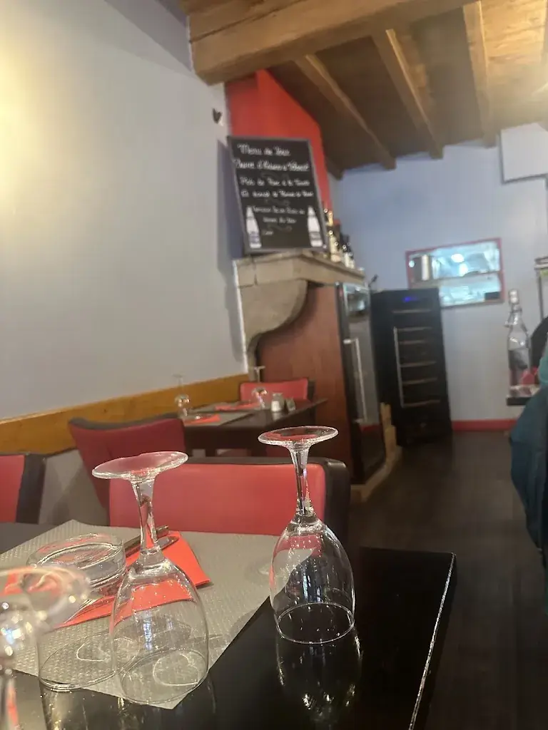 adrian minea_Le P'tit Viand'Art_Saint-Martin-en-Haut_review