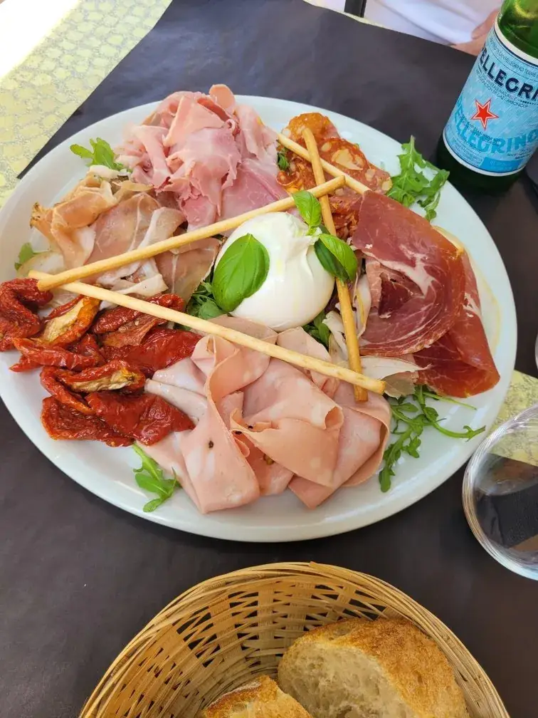 Menu_Amanti Pizzeria Restaurant_Saint-Maurice-de-Gourdans_image_6