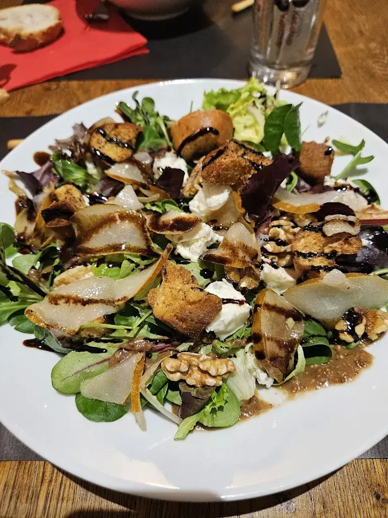 SH Multi Nettoyages_Amanti Pizzeria Restaurant_Saint-Maurice-de-Gourdans_review