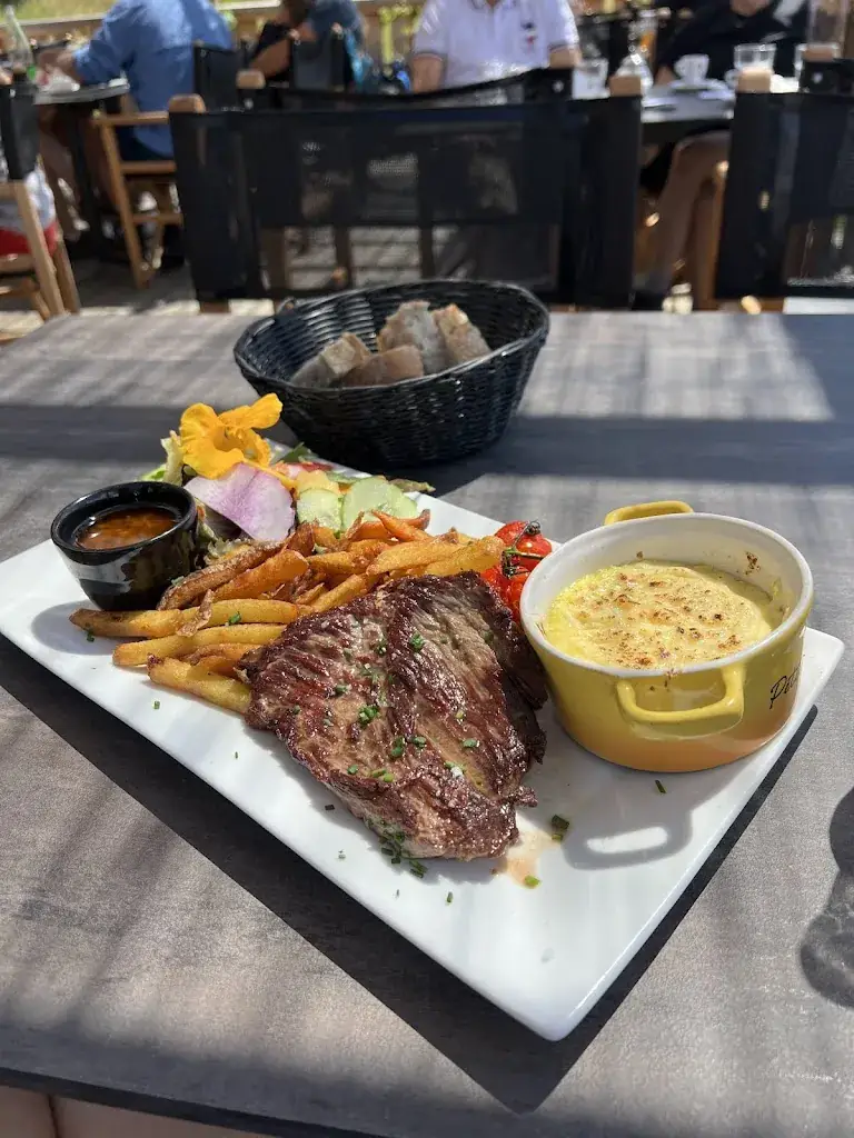 Joezel Rizi Nubla_Restaurant La Loy_Belleville_reseña