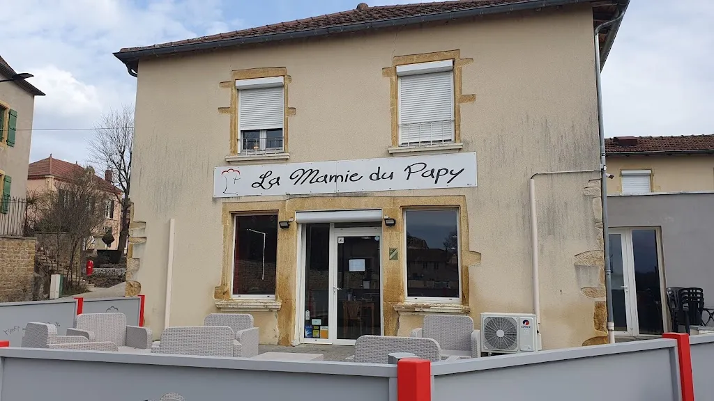 La mamie du papy_Saint-Nizier-sous-Charlieu_slider_image_1