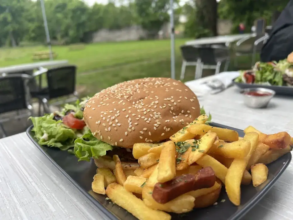 Central Park Maubourg_Saint-Maurice-de-Lignon_slider_image_1