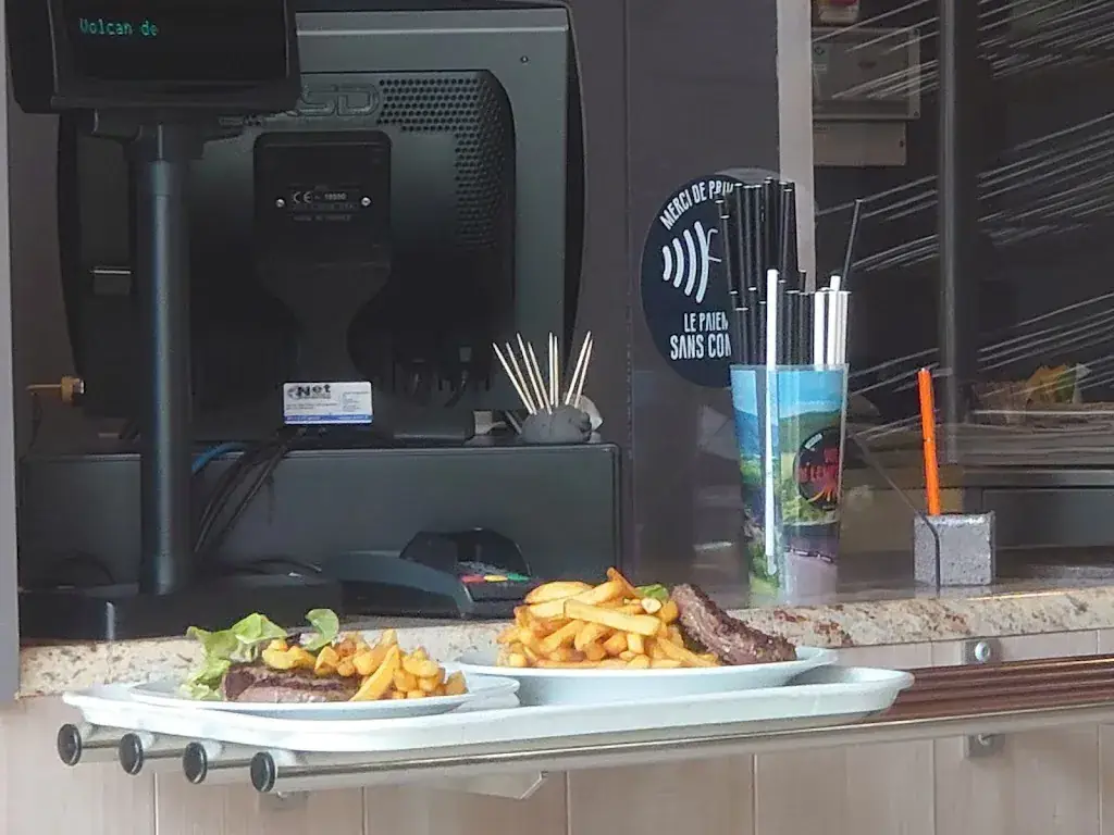 Menu_Restaurant du Volcan de Lemptégy_Saint-Ours_image_3