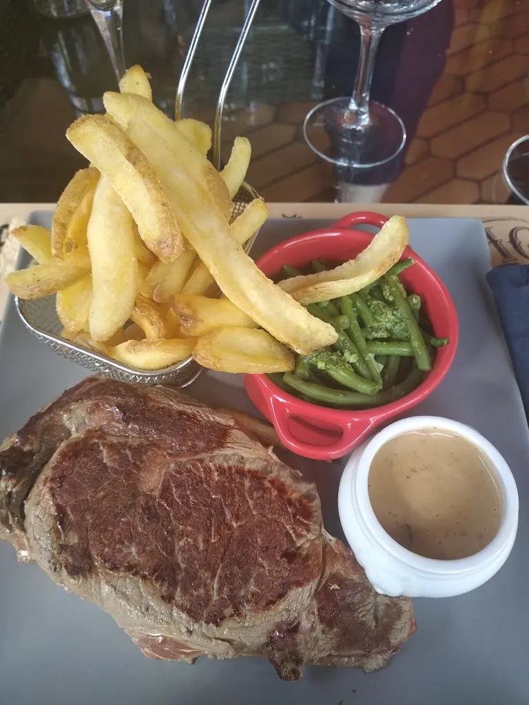 Alexandre Vince_Le Rustique_Saint-Martin-le-Vinoux_review