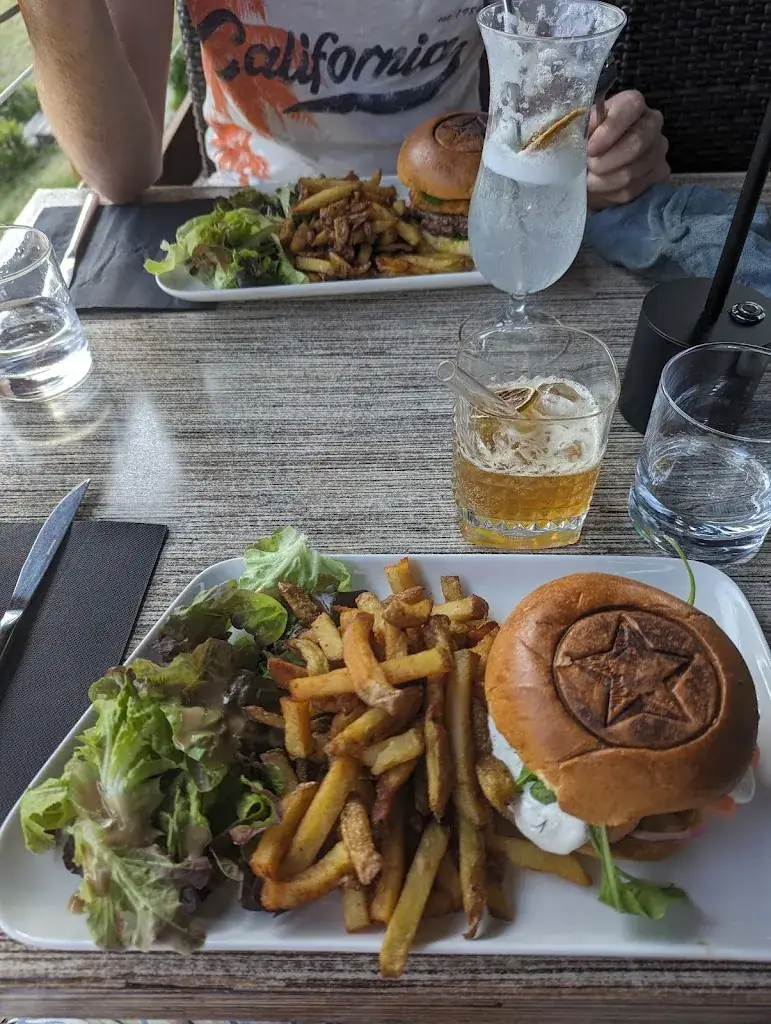 Bram Rijsenburg_A la belle étoile_Saint-Paul-en-Chablais_Bewertung