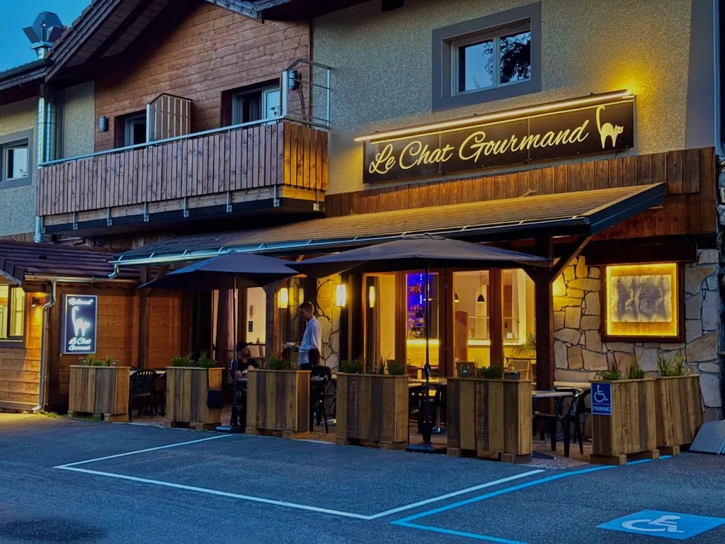 Le Chat Gourmand Restaurant in Saint-Paul-en-Chablais