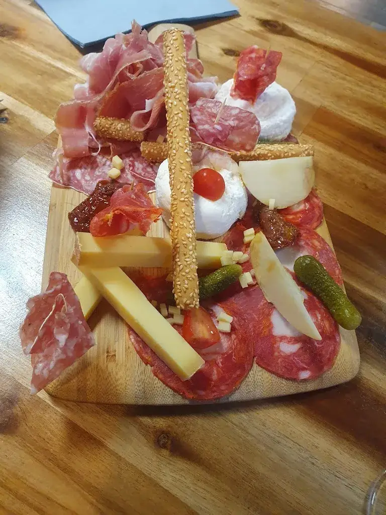 Menu_Bar Le 86_Saint-Pierre-de-Bœuf_image_1