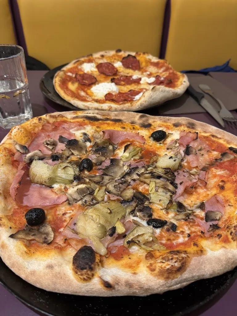 La Scudéria Pizzéria Restaurant_Saint-Michel-de-Maurienne_slider_image_3