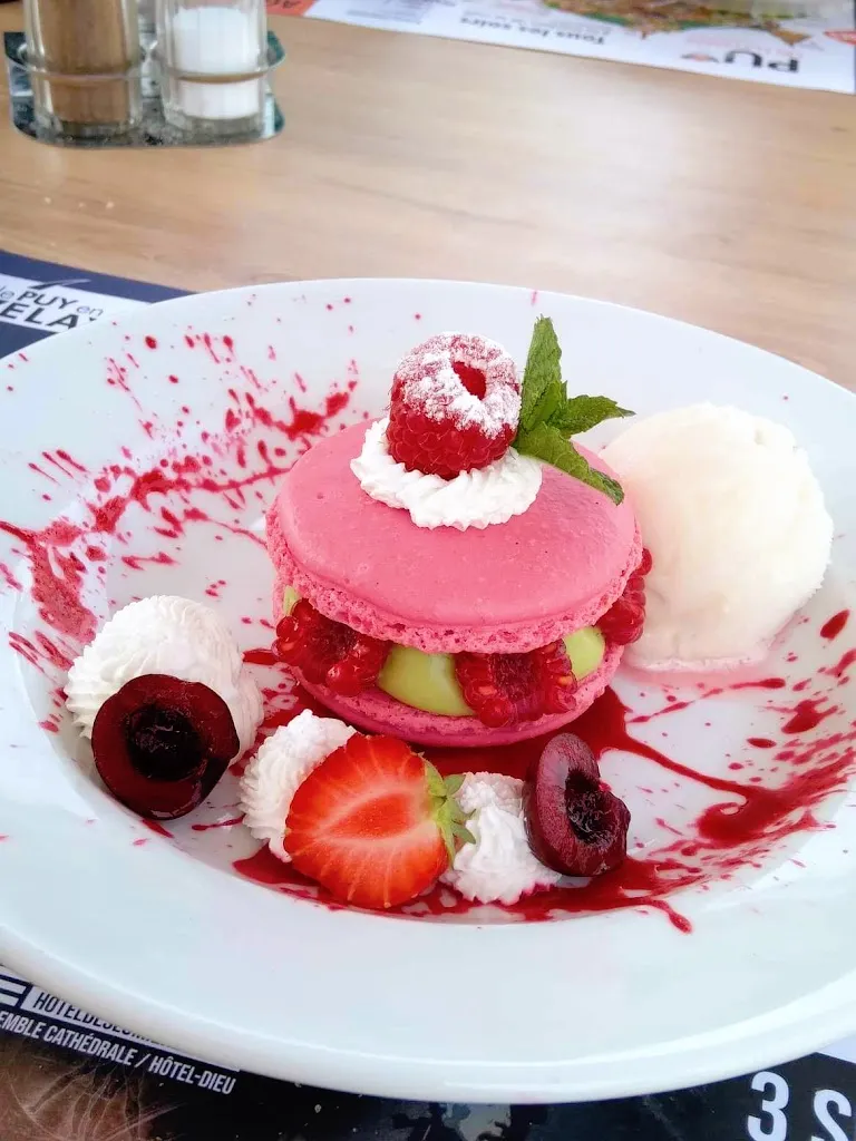 Restaurant des Voyageurs & Hôtel_Saint-Paulien_slider_image_2