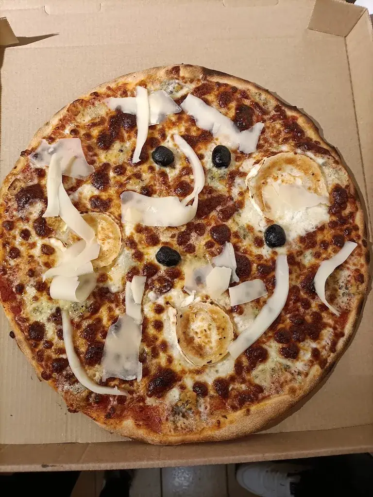 Menu_Pizzeria le cocon_Saint-Paulien_immagine_9