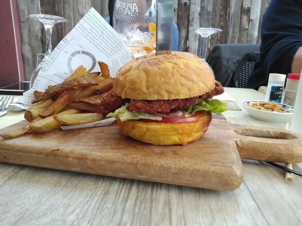 L'Ain Très Table_Jayat_slider_image_2