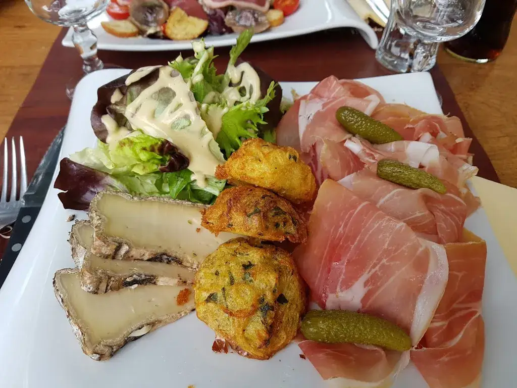 Menu_Restaurant Le Lac Bleu_Saint-Rémy-de-Maurienne_image_8