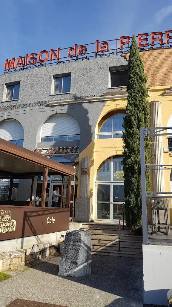 Le Colisée ristorante a Saint-Martin-d'Hères