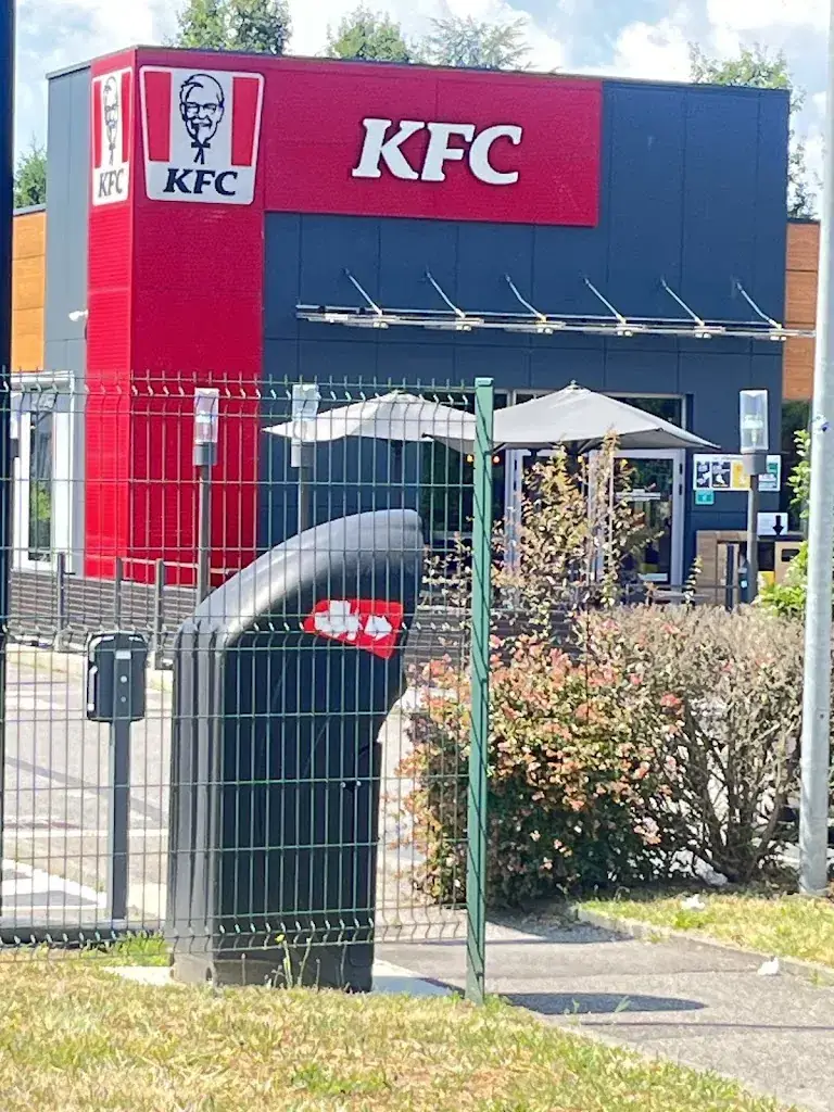 A M_KFC Grenoble St-Martin-D'Hères_Saint-Martin-d'Hères_recensione