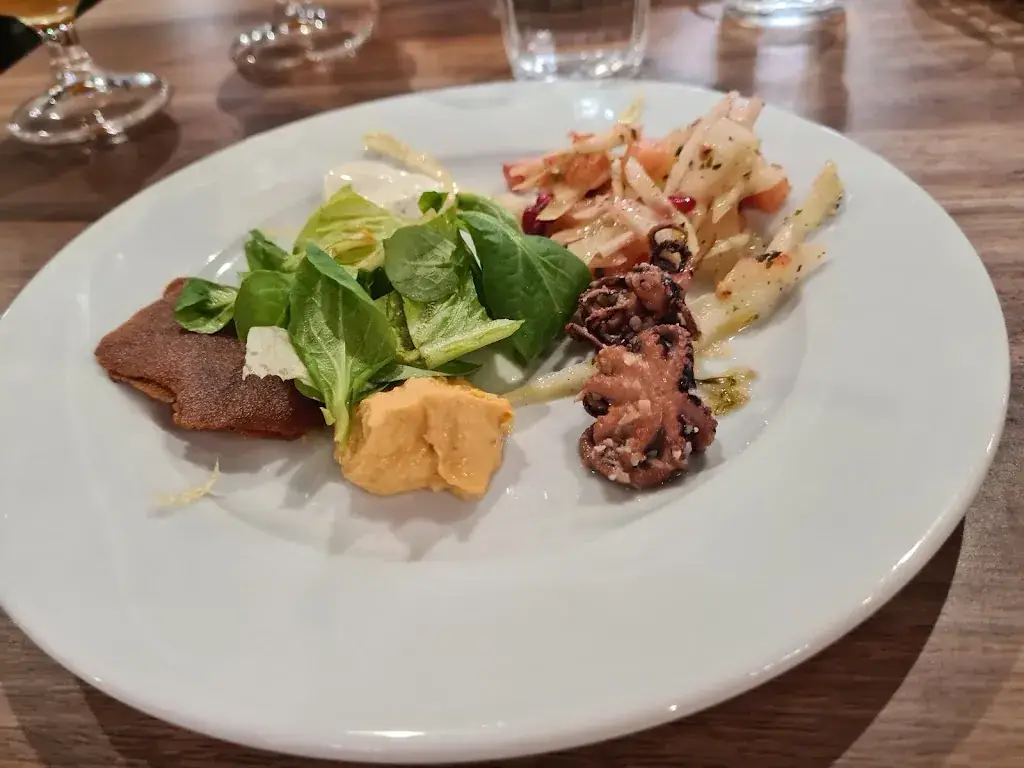 Restaurant MILA_Saint-Martin-d'Hères_slider_image_3