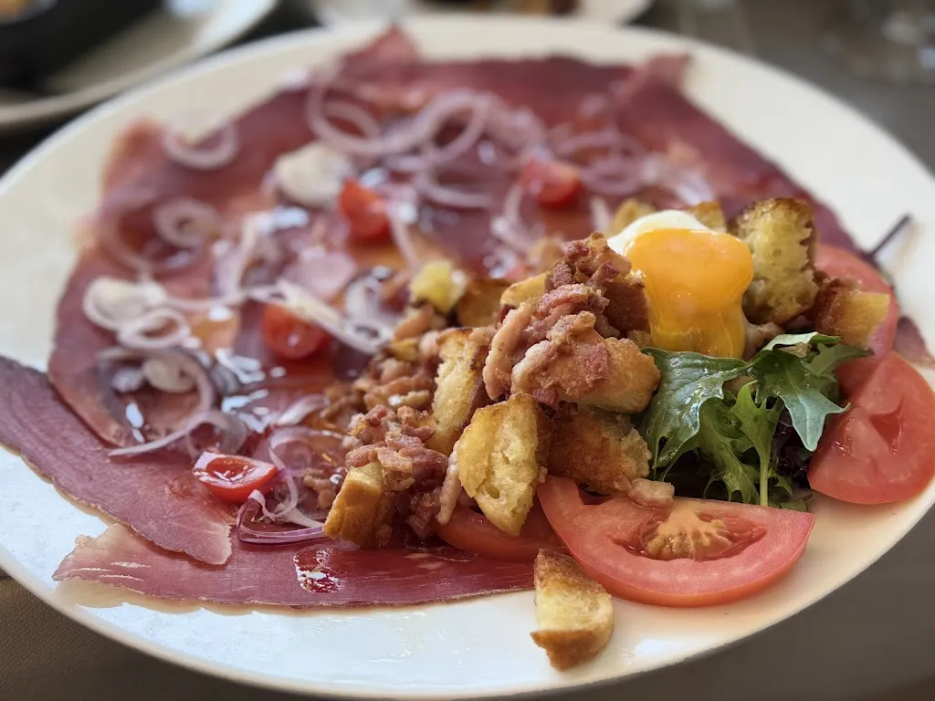 Ching-Jung Huang_La Terrasse sur Saint Paul_Saint-Paul-de-Vence_review