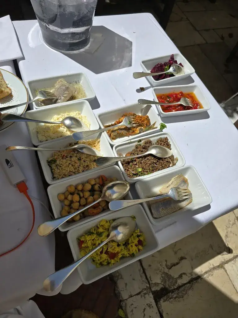 Jon Cass_La Colombe d'Or Hotel and Restaurant_Saint-Paul-de-Vence_review