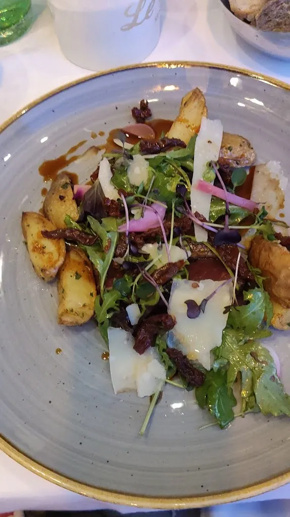 Restaurant Le Tilleul_Saint-Paul-de-Vence_slider_image_2