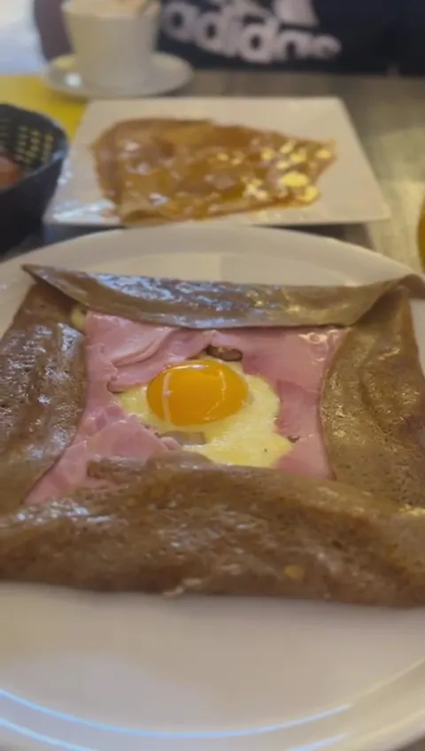 Athul Krishnan_NEW THE ARTISTE_Saint-Paul-de-Vence_review