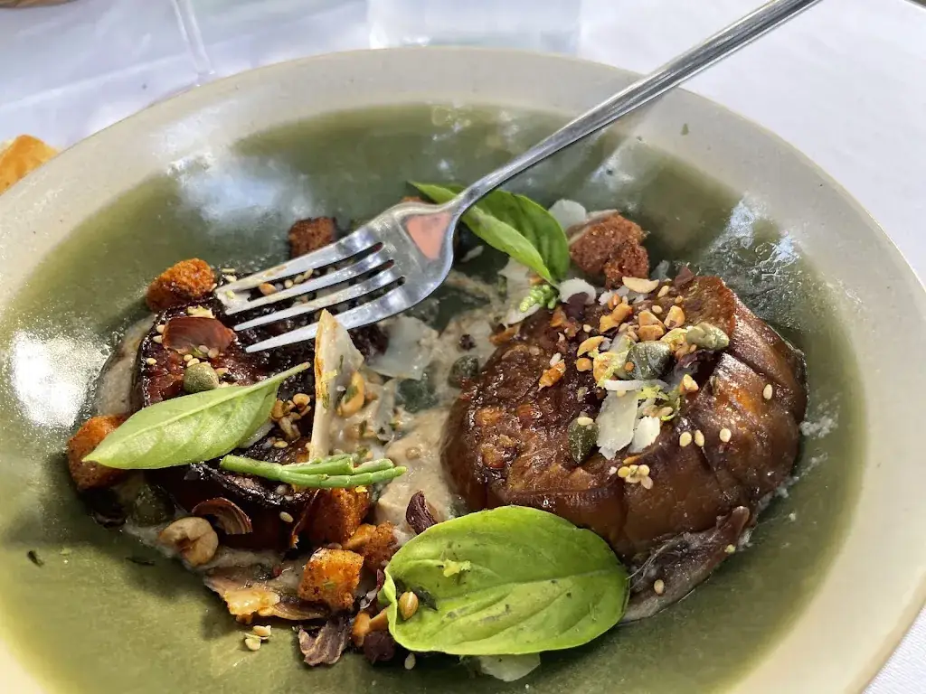 Sous les Pins par Les Agitateurs_Saint-Paul-de-Vence_slider_image_3