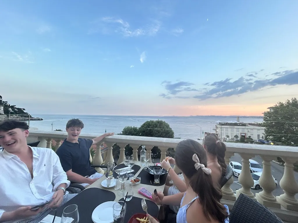 Deb Robinson_Le Saint Paul_Nice_review