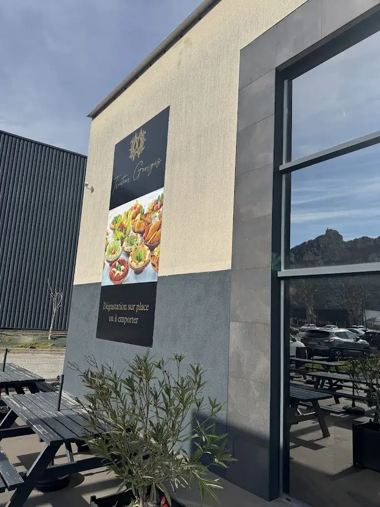 TRAITEUR GEORGES SAINT PERAY_Saint-Péray_slider_image_3