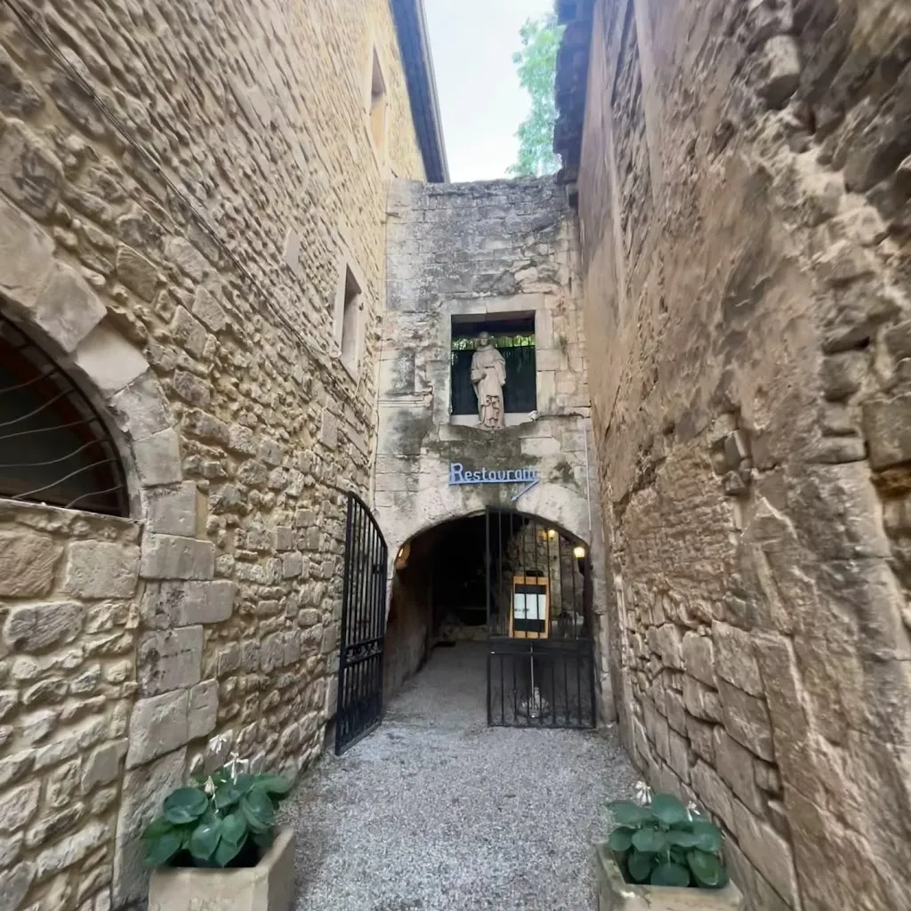 Restaurant La Chapelle_Saint-Paul-Trois-Châteaux_slider_image_3