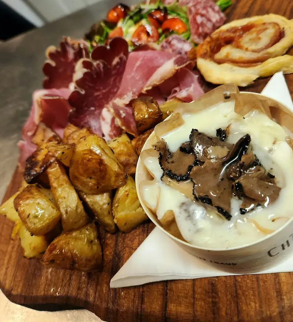 Restaurant Le Polisson, Steakhouse, Bar Lounge_Saint-Paul-Trois-Châteaux_slider_image_2