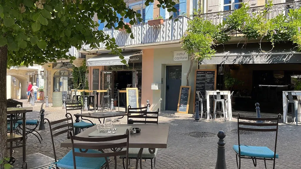 Le Comptoir des Arts_Saint-Paul-Trois-Châteaux_slider_image_3