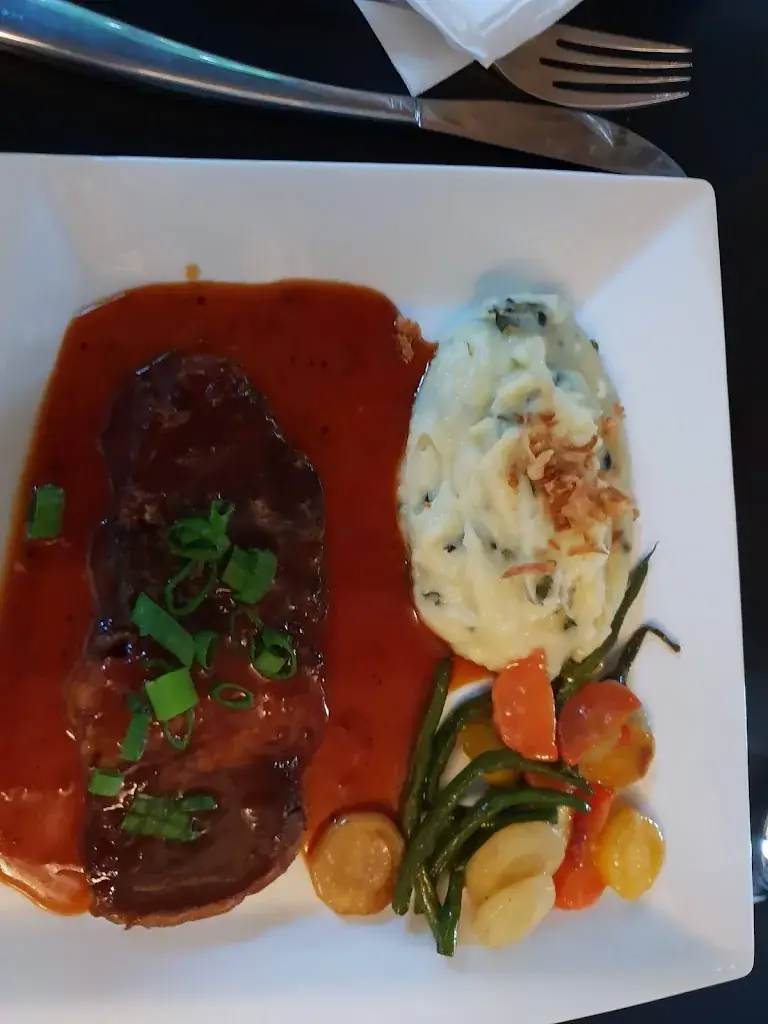 Blake Jones_L'entre2_Saint-Paul-Trois-Châteaux_recensione