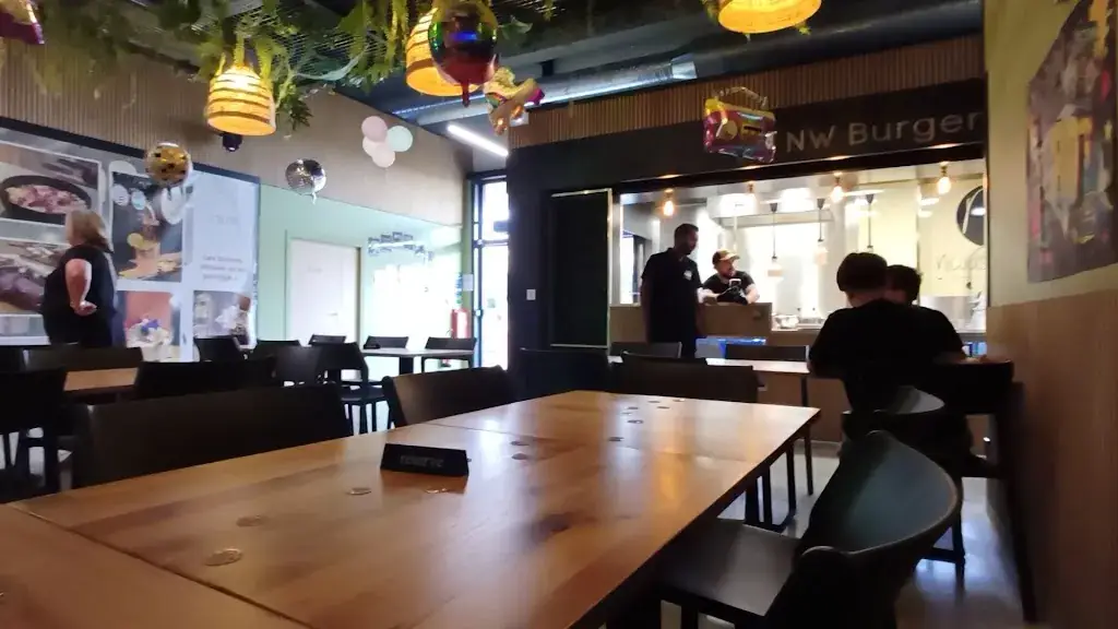 L'Ilot - Halles Gourmandes_Saint-Paul-Trois-Châteaux_slider_image_2