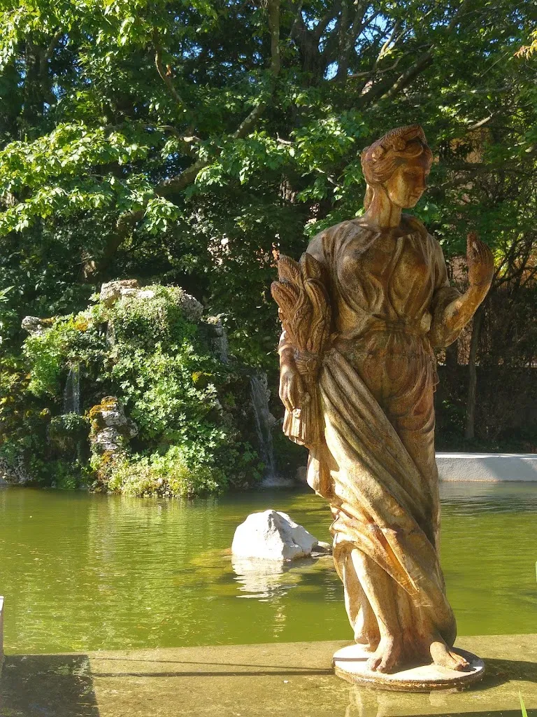 M HK_La Villa Augusta_Saint-Paul-Trois-Châteaux_review