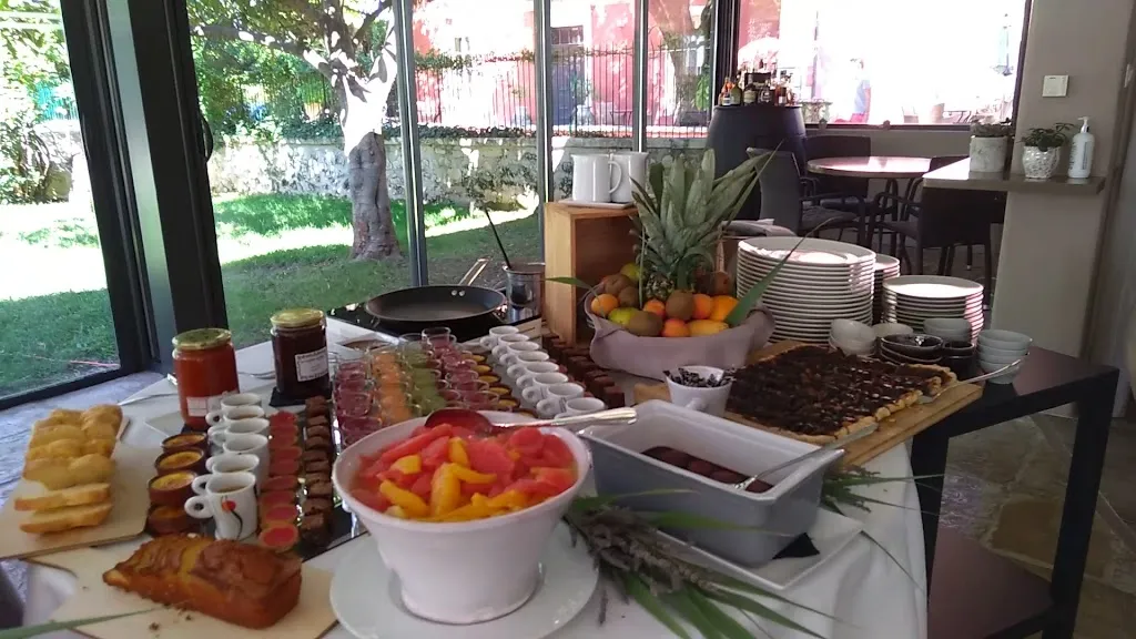 La Villa Augusta_Saint-Paul-Trois-Châteaux_slider_image_2