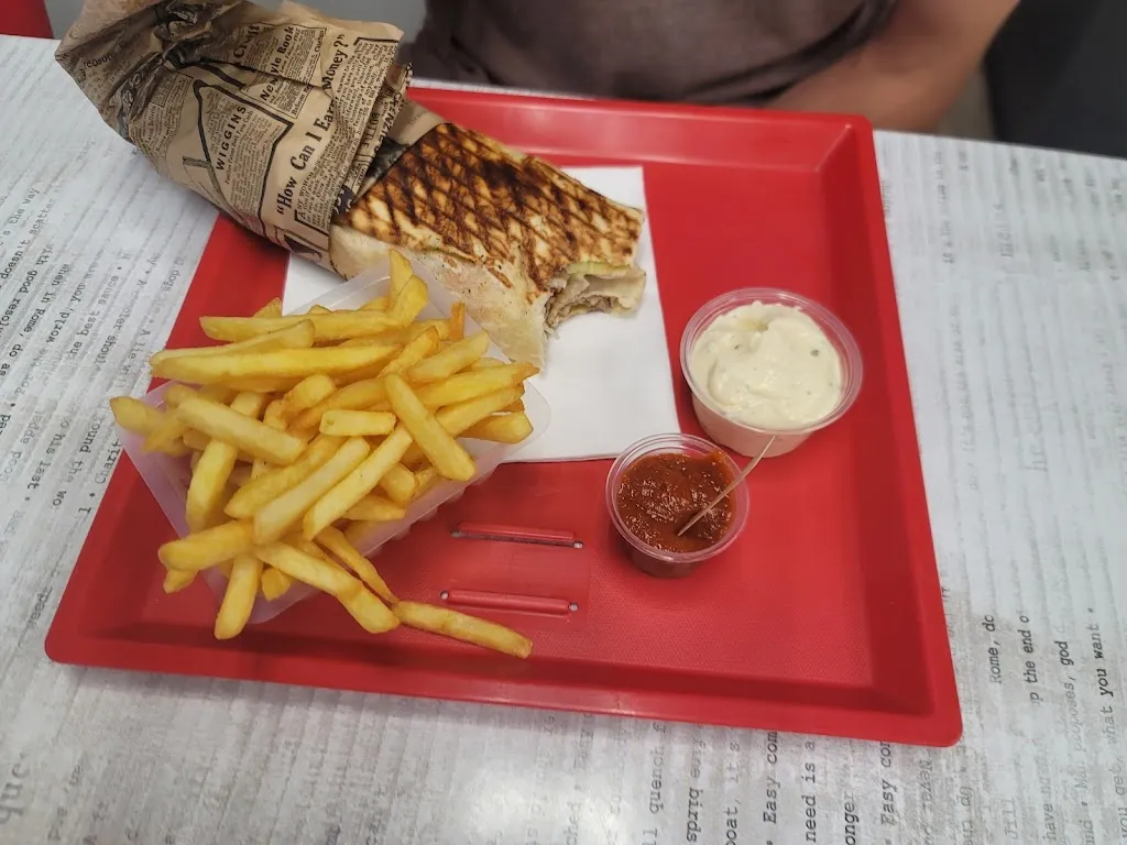 David Hatch_Aux délices_Saint-Paul-Trois-Châteaux_review