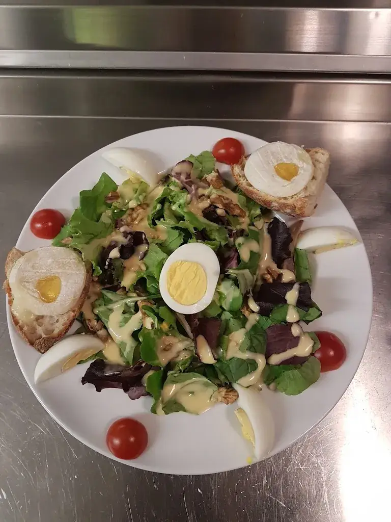 Chez Nath & Joe_Saint-Privat-la-Montagne_slider_image_2