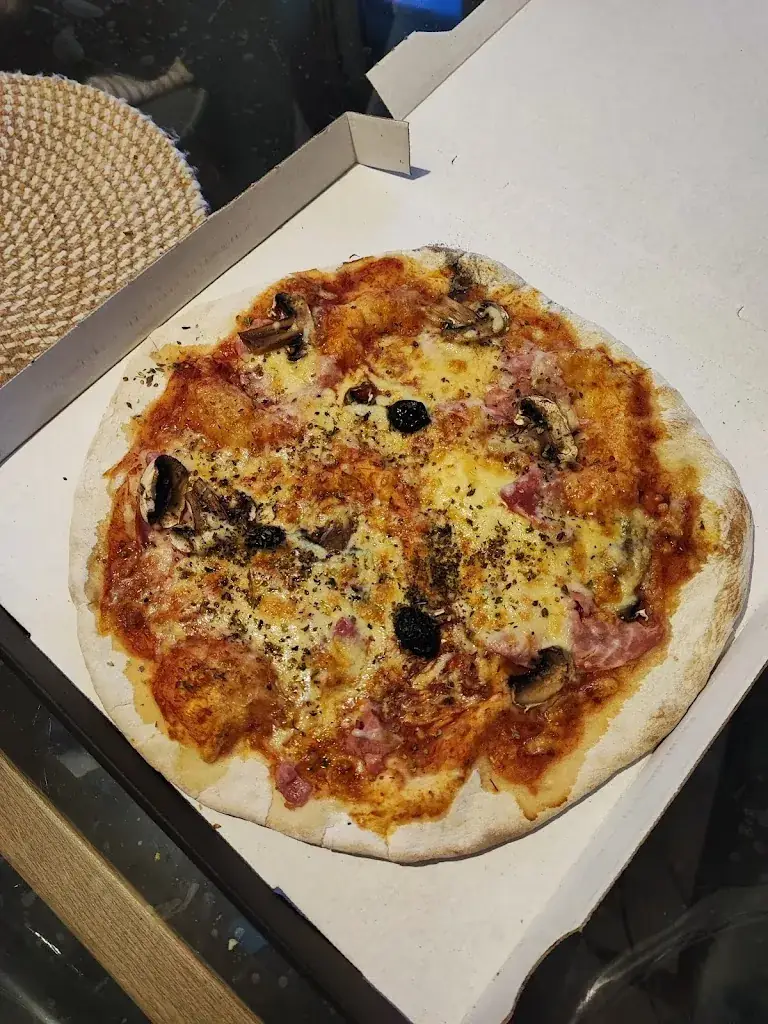 Menu_Pizzeria le bois dore _Saint-Privat_image_5