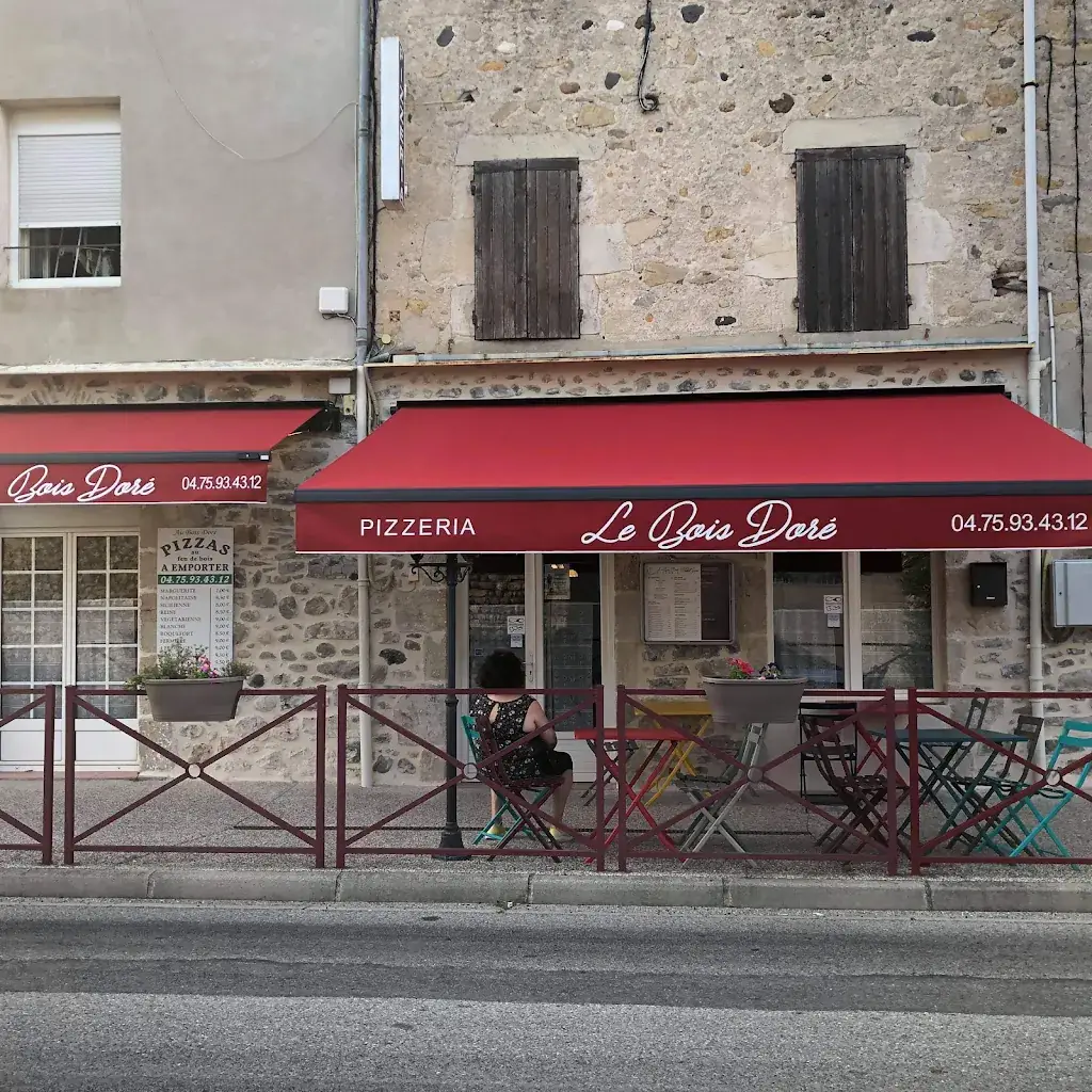 Pizzeria le bois dore (Ardeche) restaurant in Saint-Privat