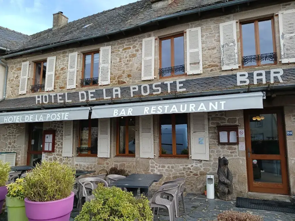 Hôtel de la Poste restaurant à Saint-Privat