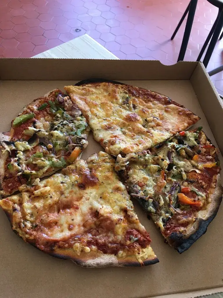 Le Salvatorien_Saint-Sauveur-en-Rue_slider_image_3