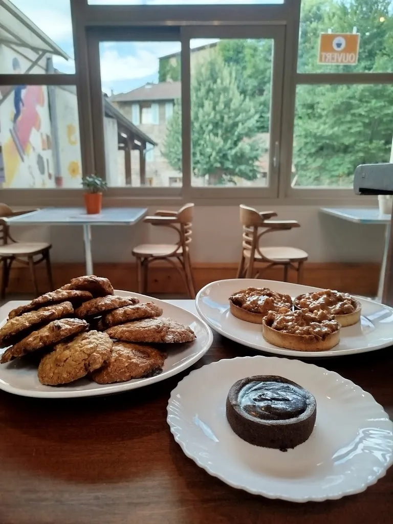 L'envers du Grenier _Saint-Sauveur-en-Rue_slider_image_2