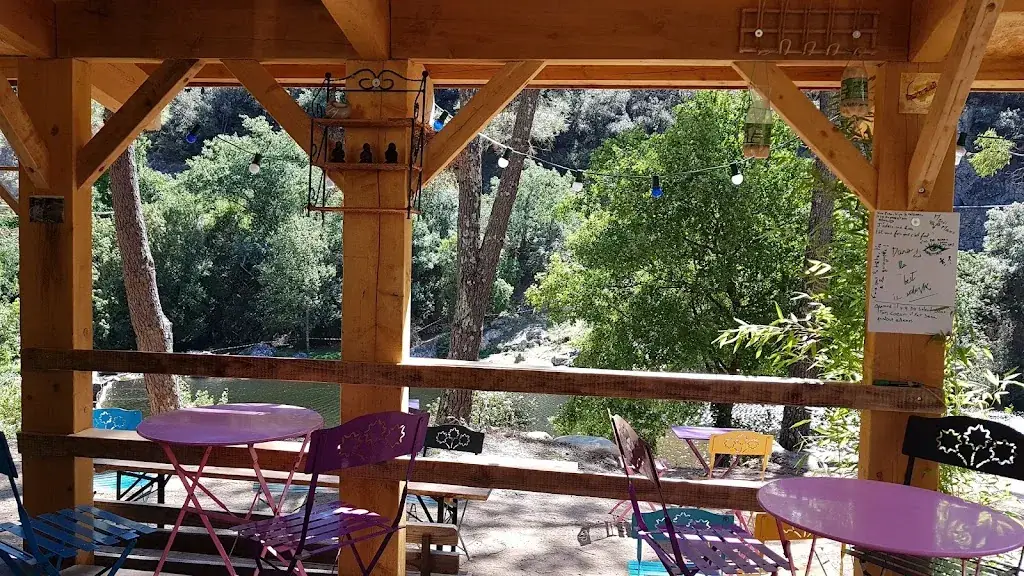 La Guinguette restaurant in Saint-Sauveur-de-Montagut