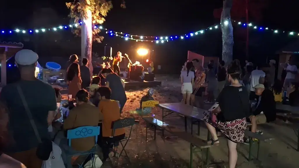 La Guinguette_Saint-Sauveur-de-Montagut_slider_image_2