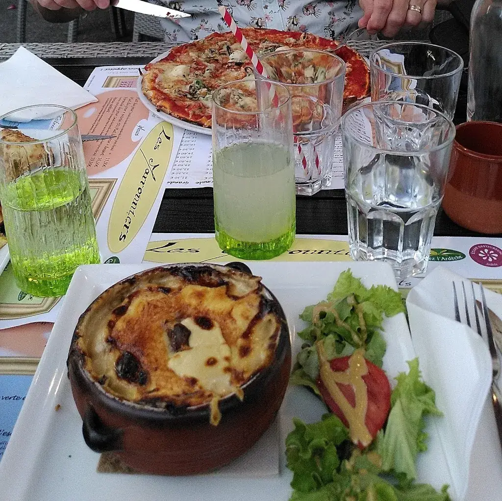 Lien Du Four_Les Marronniers_Saint-Sauveur-de-Montagut_review