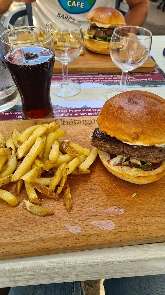 Menu_Bar Restaurant PMU Les Châtaigniers_Saint-Sauveur-de-Montagut_immagine_2