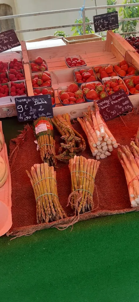 bob Rowley_Le grand Café_Saint-Sernin-sur-Rance_review